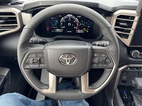 Used 2026 Toyota Sequoia Limited w/ TRD Off-Road Package AWD/4WD image 22