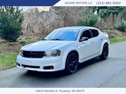 Used 2014 Dodge Avenger SE w/ Blacktop Package image 1