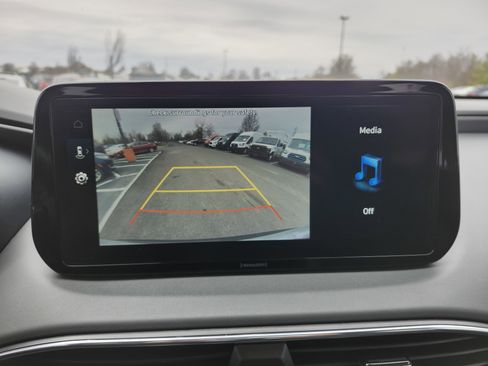 Used 2023 Hyundai Santa Fe SEL image 4