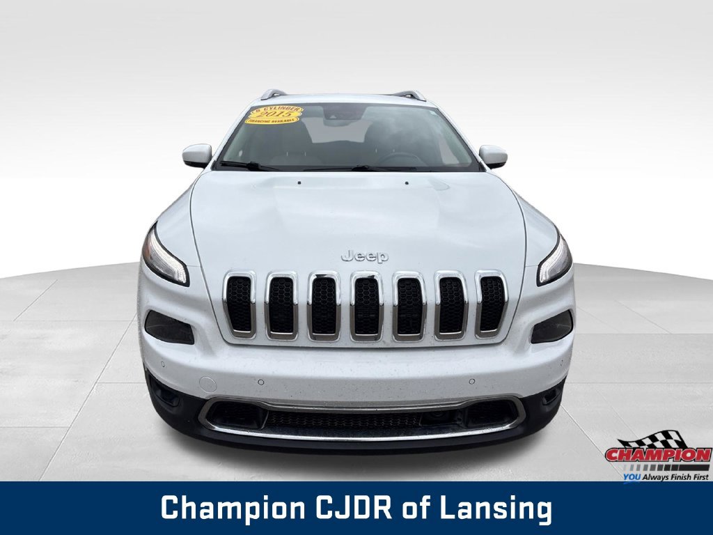 Used 2015 Jeep Cherokee Limited w/ Luxury Group AWD/4WD image 10