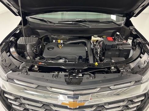 New 2026 Chevrolet Equinox LT w/ Convenience Package II AWD/4WD image 26
