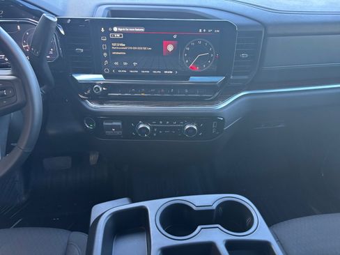 Certified 2026 GMC Sierra 1500 Elevation image 3