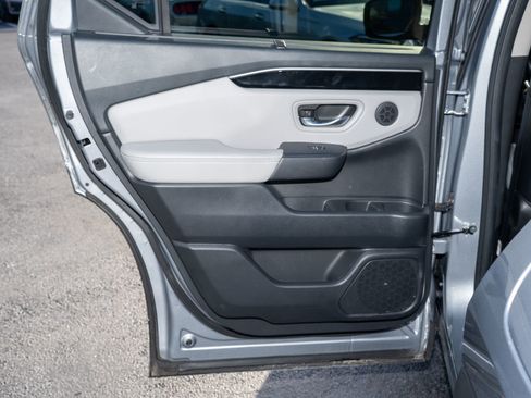 Used 2023 Honda Pilot EX-L image 13