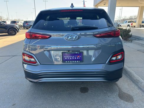 Used 2021 Hyundai Kona Ultimate w/ Cargo Package image 9