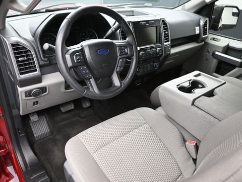 Used 2015 Ford F150 XLT w/ Equipment Group 302A Luxury image 21