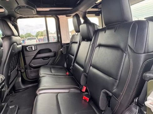 Used 2023 Jeep Wrangler Unlimited Rubicon 392 AWD/4WD image 11