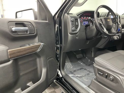 Used 2019 Chevrolet Silverado 1500 LT w/ All-Star Edition AWD/4WD image 15