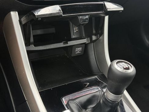 Used 2017 Honda Accord LX image 25