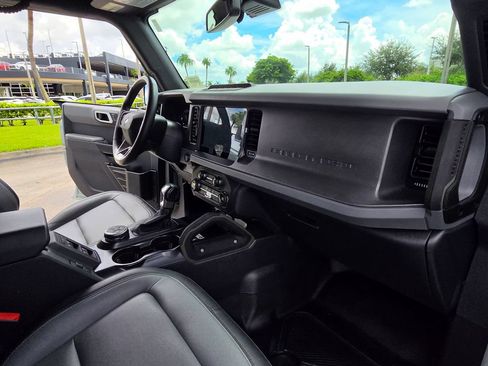 Used 2024 Ford Bronco Everglades AWD/4WD image 25