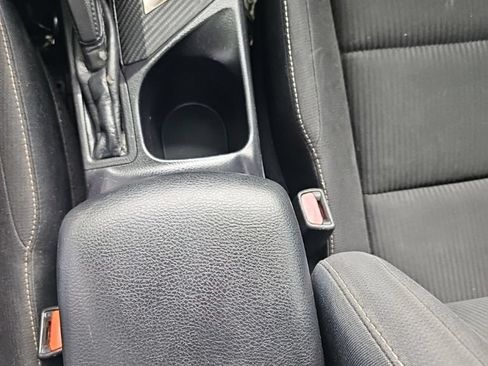 Used 2015 Toyota RAV4 XLE FWD image 25