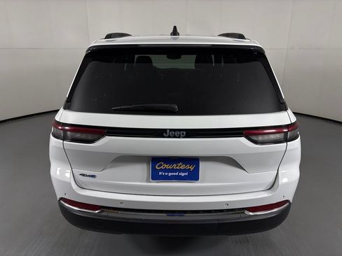 Used 2024 Jeep Grand Cherokee Limited 4xe AWD/4WD image 7