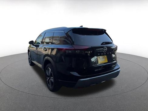 Used 2026 Nissan Rogue SL FWD image 10