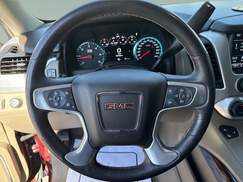 Used 2017 GMC Yukon SLT w/ Premium Edition image 12