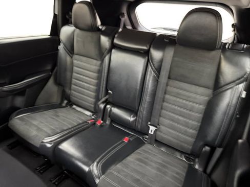 Used 2024 Mitsubishi Outlander SE image 11