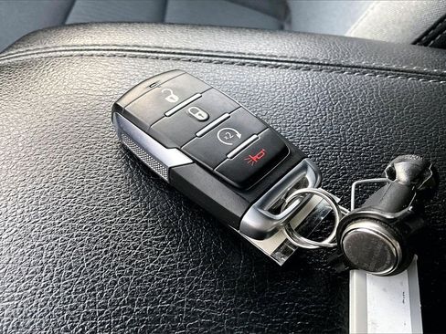 Used 2022 RAM 1500 Big Horn image 11