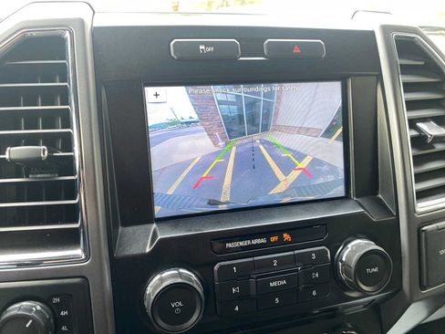 Used 2016 Ford F150 XLT w/ Equipment Group 302A Luxury AWD/4WD image 18