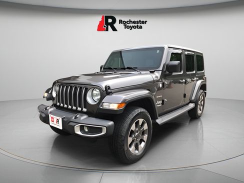 Used 2020 Jeep Wrangler Unlimited Sahara AWD/4WD image 3