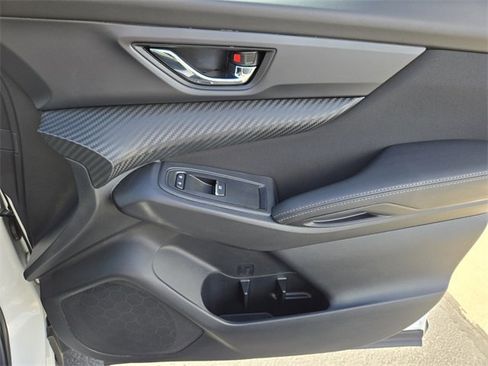 Used 2023 Subaru Ascent Premium w/ Convenience Package image 16