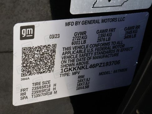 Used 2023 GMC Acadia SLE w/ Driver Convenience Package image 24