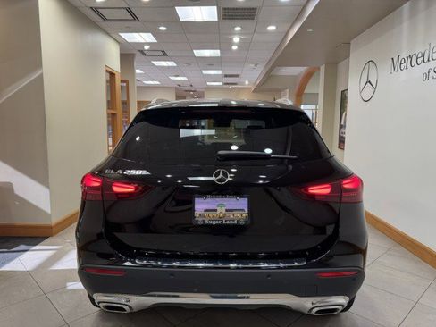 Certified 2025 Mercedes-Benz GLA 250 image 4