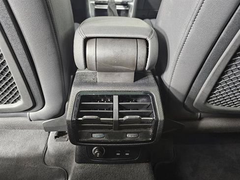 Used 2023 Audi Q3 2.0T Premium image 40