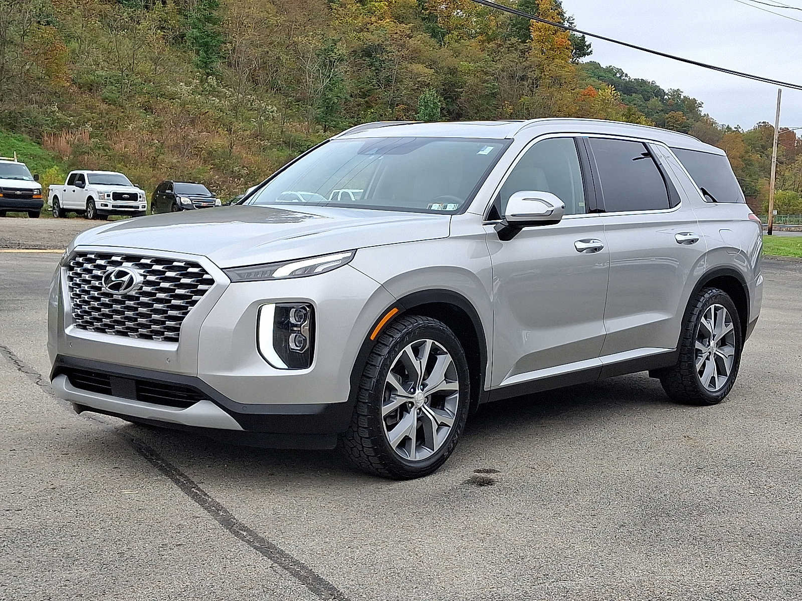 Used 2022 Hyundai Palisade SEL w/ Premium Package AWD/4WD image 3