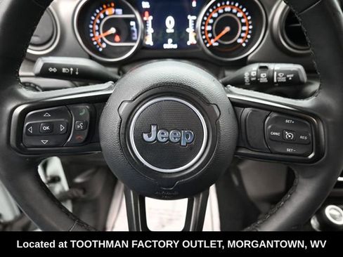 Used 2023 Jeep Wrangler Sport S image 15
