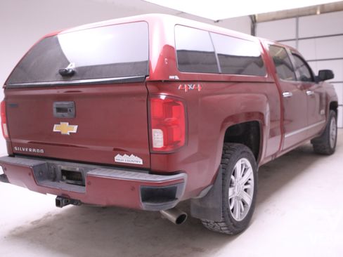 Used 2018 Chevrolet Silverado 1500 High Country image 4