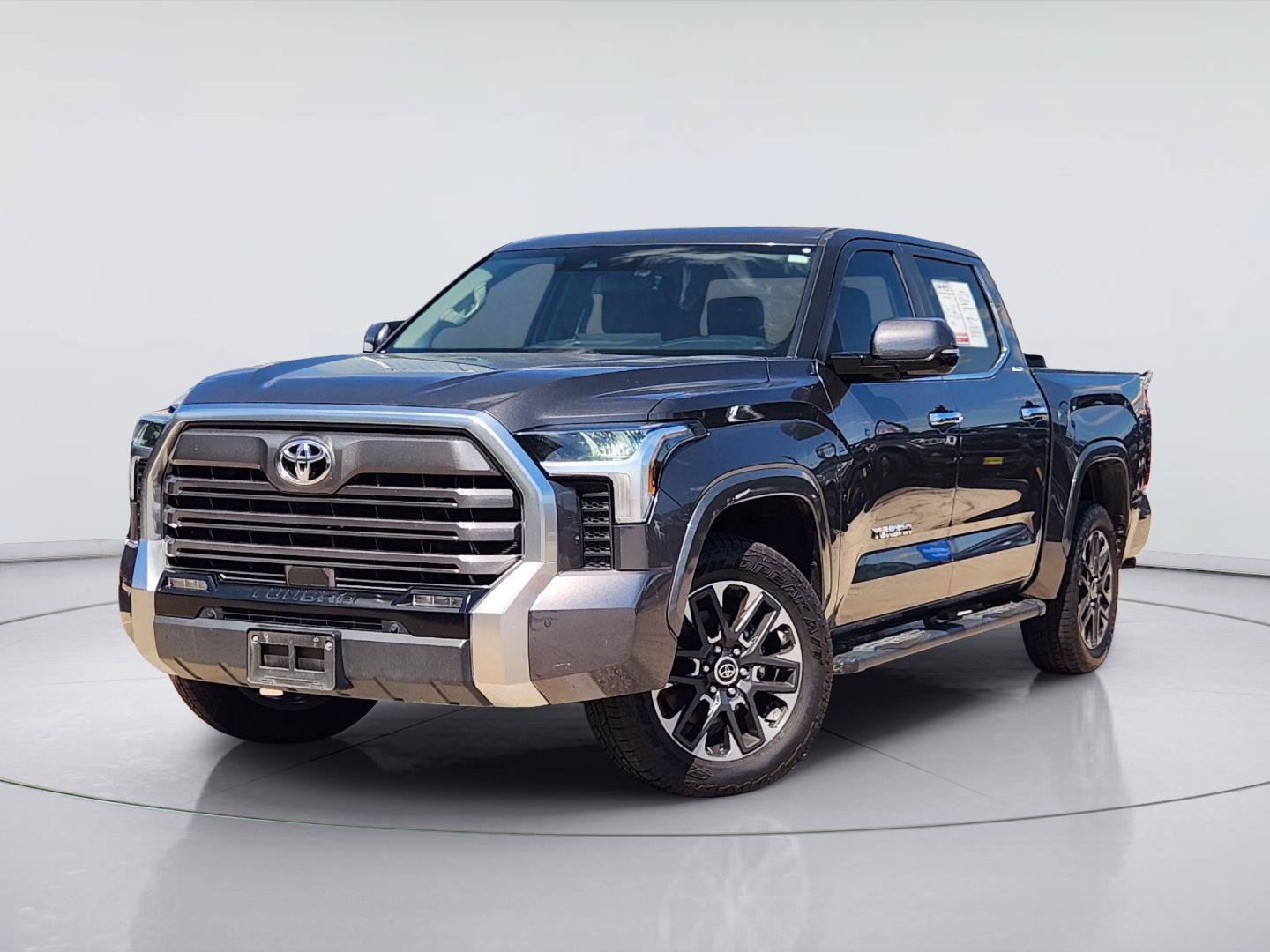 Used 2024 Toyota Tundra Limited w/ Power Package AWD/4WD image 1