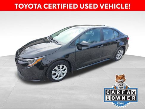 Certified 2024 Toyota Corolla LE image 1