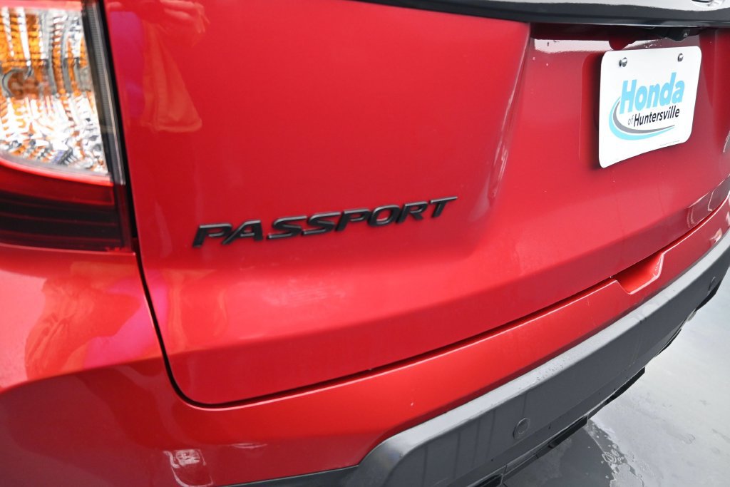 Used 2025 Honda Passport Black Edition image 18