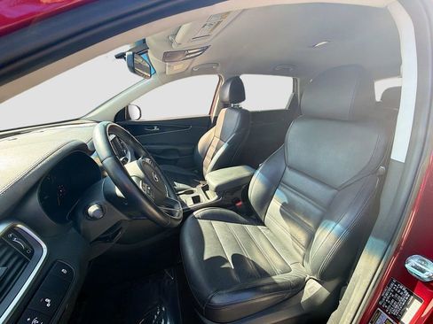 Used 2018 Kia Sorento EX image 22