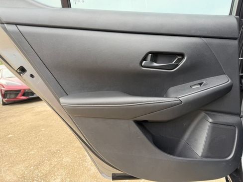 Used 2025 Nissan Sentra SV w/ All-Weather Package FWD image 19