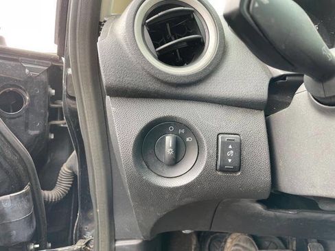 Used 2011 Ford Fiesta SE w/ 202A Rapid Spec Order Code image 34