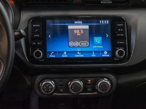 Used 2023 Nissan Kicks SV image 14