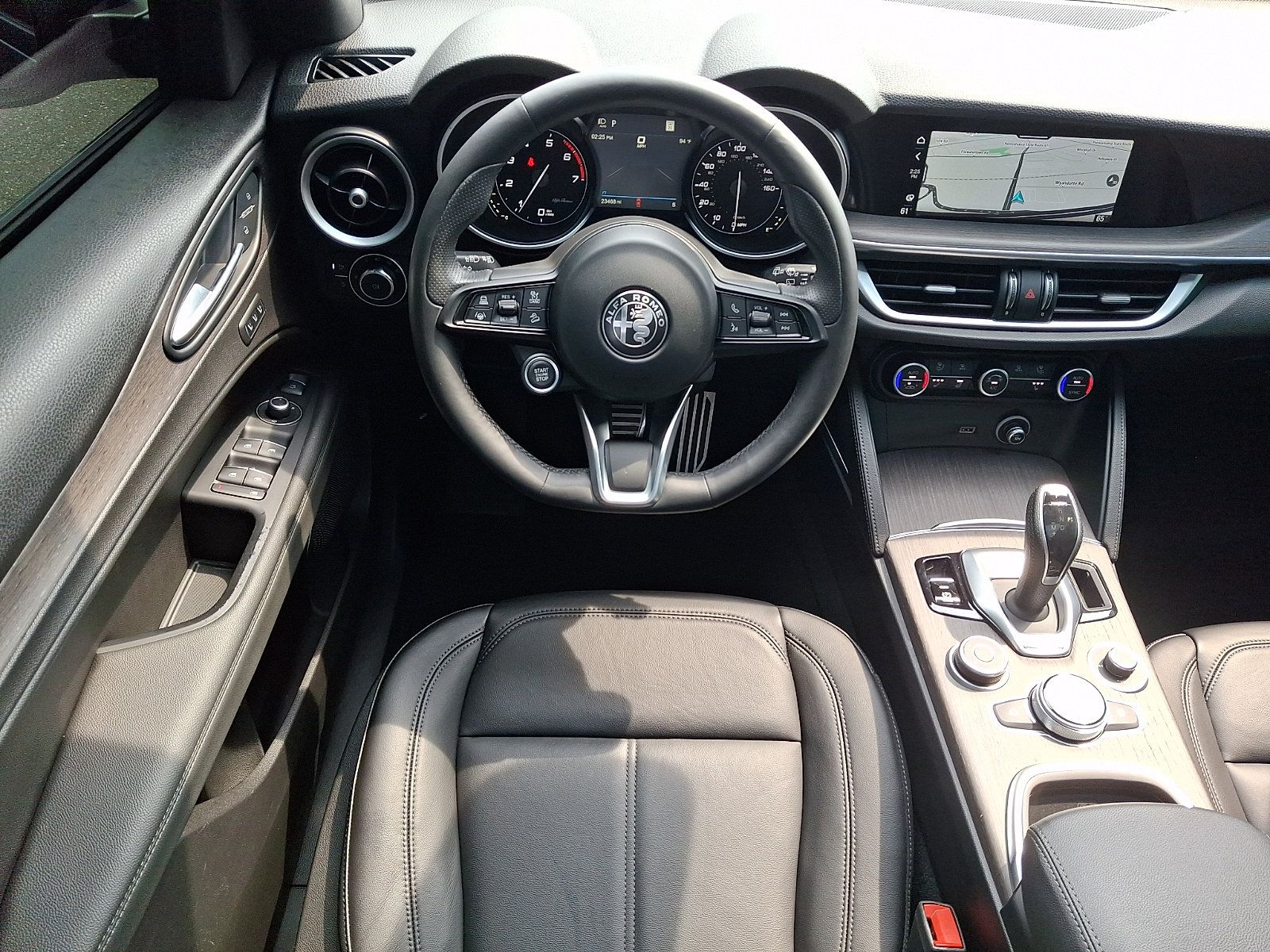 Used 2023 Alfa Romeo Stelvio Ti w/ Active Assist Plus Package AWD/4WD image 11