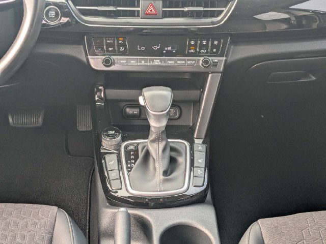 Used 2024 Kia Seltos X-Line AWD/4WD image 19