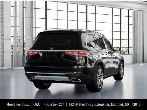 Used 2026 Mercedes-Benz GLS 450 4MATIC image 23