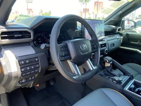 Certified 2026 Toyota Tacoma 4x4 Double Cab Hybrid image 18