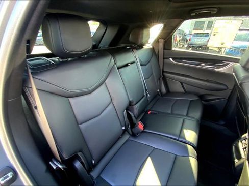 Used 2022 Cadillac XT5 Premium Luxury w/ LPO, Floor Liner Package image 27