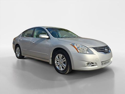 Used 2012 Nissan Altima 2.5 S w/ 20th Anniversary Pkg image 7