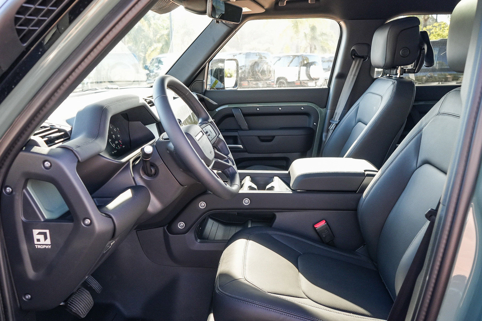 New 2026 Land Rover Defender 110 AWD/4WD image 16