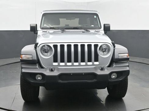 Used 2022 Jeep Wrangler Unlimited Sport AWD/4WD image 8