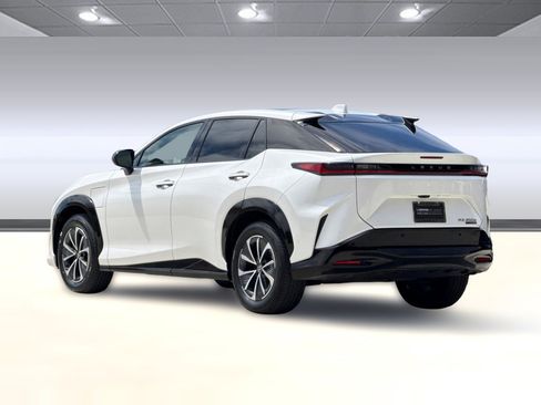 Certified 2023 Lexus RZ 450e Premium w/ Technology Package AWD/4WD image 3