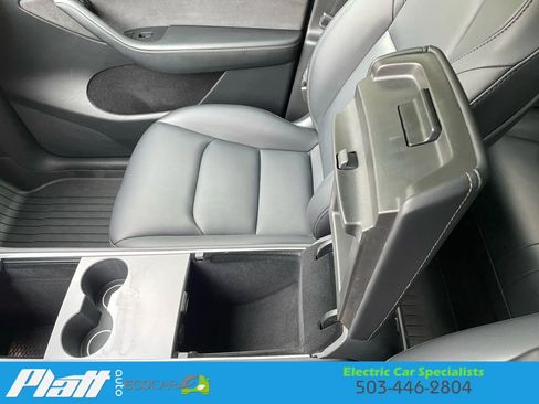 Used 2022 Tesla Model Y Performance image 30