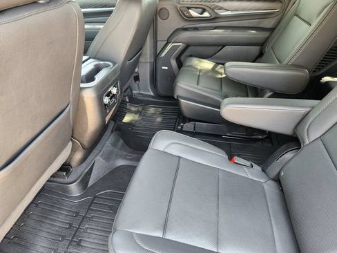 Used 2023 GMC Yukon Denali w/ LPO, Floor Liner Package AWD/4WD image 30