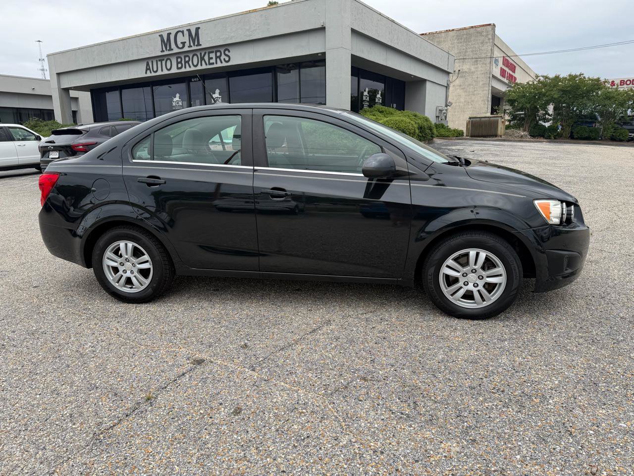 Used 2014 Chevrolet Sonic LT FWD image 44