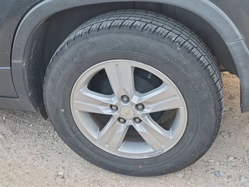 Used 2017 Chevrolet Trax LT FWD image 10