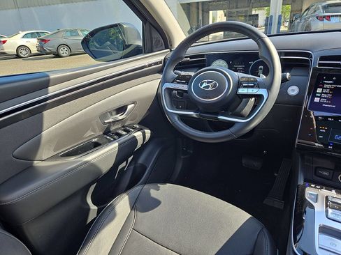 Certified 2023 Hyundai Tucson Limited AWD/4WD image 15