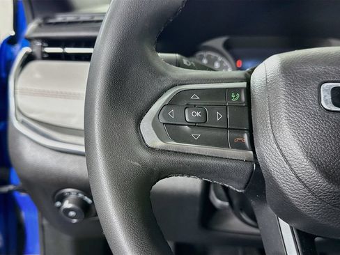Used 2023 Jeep Compass Limited w/ Sun and Sound Group AWD/4WD image 22